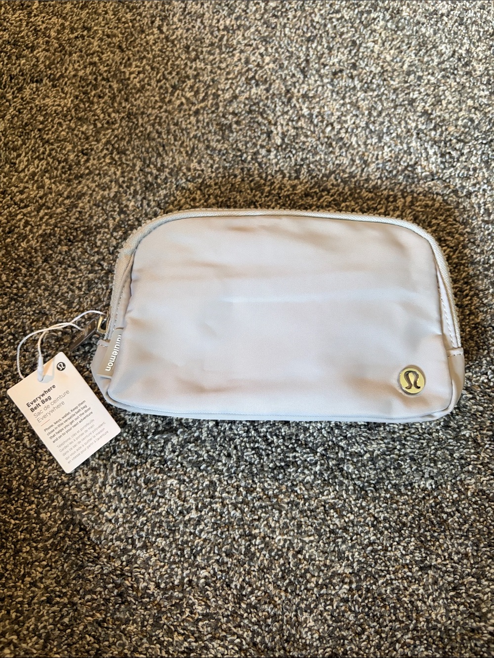 lululemon Everywhere Belt Bag in Gray